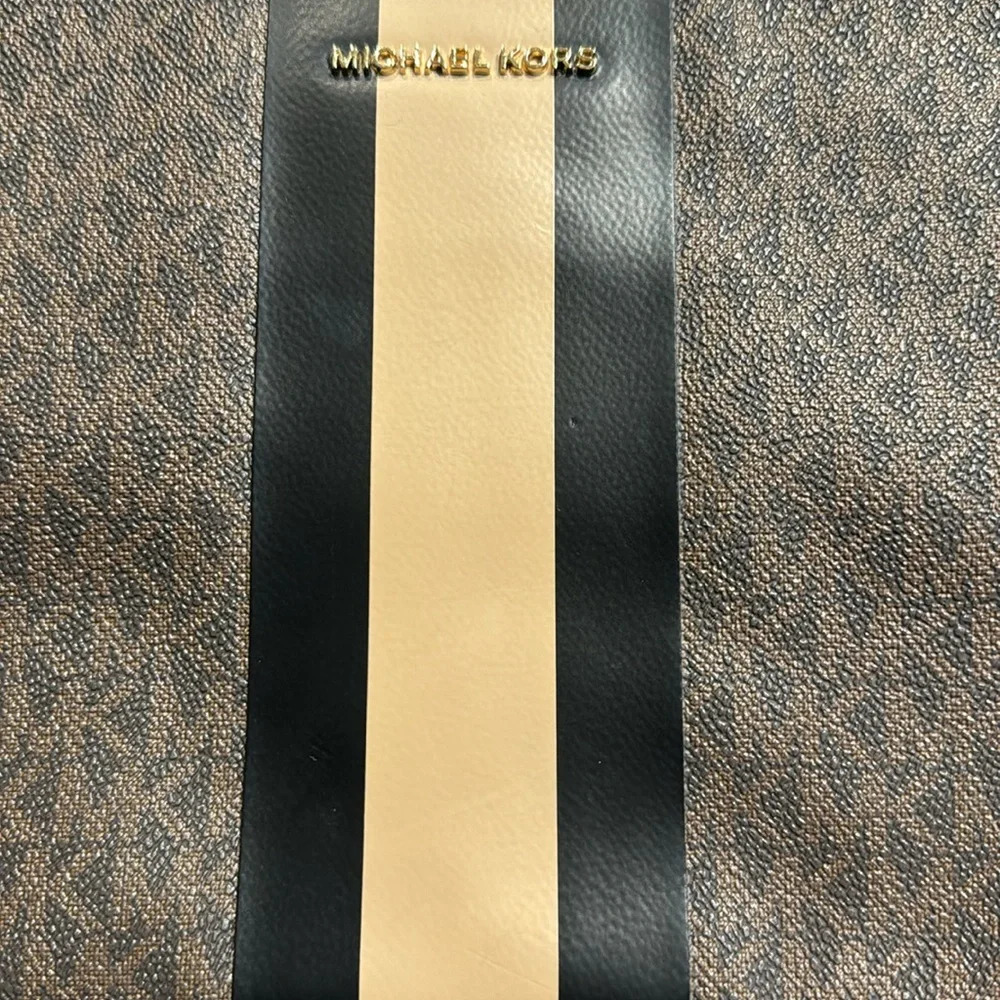 Michael Kors Signature Brown and Black Clutch/Zip Pouch - Picture 2 of 4